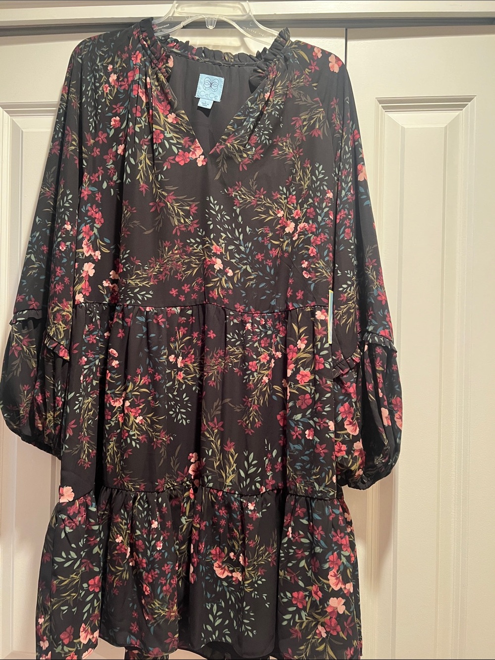 CeCe Black Floral Tiered V-Neck Dress